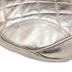 Pre Owned Burberry Metallic Gold Quilted Leather Brooke Hobo