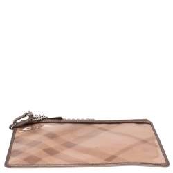 Pre Owned حقيبة كلتش بربري حمالة معصم حافة جلد وبي في سي شفاف بيج/ ذهبي ميتالك