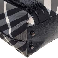 Pre Owned Burberry Black Beat Check Nylon And Patent Leather Small Lowry Tote