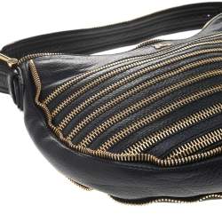 Pre Owned Burberry Black Leather Zipped Detail Malika Hobo