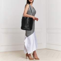 Pre Owned Burberry Black Leather Susanna Bucket Bag