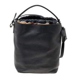 Pre Owned Burberry Black Leather Susanna Bucket Bag