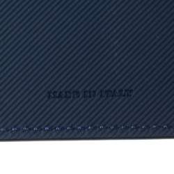 مملوكة مسبقًا Burberry Navy Blue Leather Zip Around Wristlet Clutch