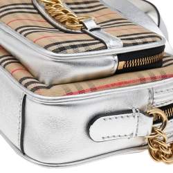 مملوكة مسبقًا حقيبة كاميرا بربري لينك 1983 نايت جلد وكانفاس كاروهات بيج/فضي