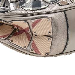 Pre Owned Burberry Metallic Grey/Beige Nova Check Coated Canvas And Patent Leather Small Warrior Hobo