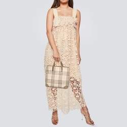 مملوكة مسبقًا Burberry Light Pink/Beige Nova Check Coated Canvas And Leather Tote