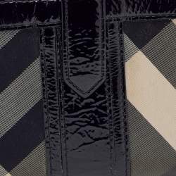 Pre Owned Burberry Black/Grey Beat Check Nylon And Patent Leather Penrose Compact Wallet