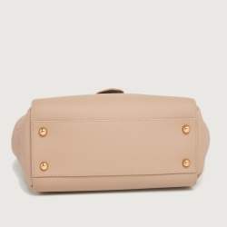 مملوكة مسبقًا Burberry Beige Leather Medium Buckle Tote