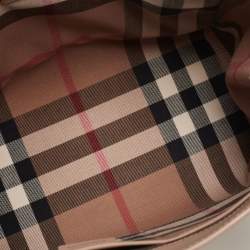 مملوكة مسبقًا Burberry Beige Leather Medium Buckle Tote