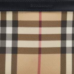 مملوكة مسبقًا Burberry Beige Nova Check Coated Canvas Wristlet Clutch