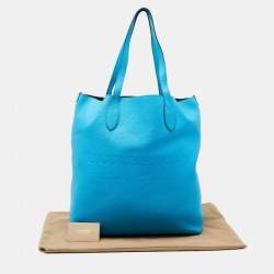 مملوكة مسبقًا Burberry Neon Blue Leather Remington Shopper Tote