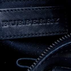 مملوكة مسبقًا حقيبة دوفيل بربري تشيستر جلد وبي في سي كاروهات مدخن بني / أسود