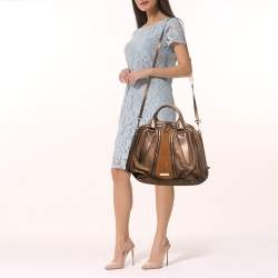 Pre Owned حقيبة ساتشل بربري سويدي وجلد برونزي ميتاليك