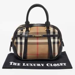 مملوكة مسبقًا حقيبة بربري بولينغ أورشيد جلد وكانفاس كاروهات هاوس أسود / بيج