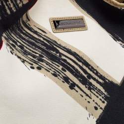 مملوكة مسبقًا Burberry Beige Brushstroke Check Canvas and Patent Leather Biltmore Shopper Tote