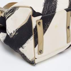 مملوكة مسبقًا Burberry Beige Brushstroke Check Canvas and Patent Leather Biltmore Shopper Tote