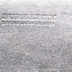 مملوكة مسبقًا Burberry Silver Patent And Leather Long Bifold  Wallet