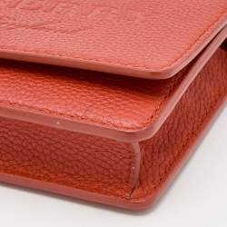 مملوكة مسبقًا Burberry Orange Leather Wallet On Chain