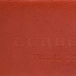 مملوكة مسبقًا Burberry Orange Leather Wallet On Chain