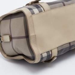 مملوكة مسبقًا Burberry Beige Smoked Check PVC and Leather Chester Boston Bag