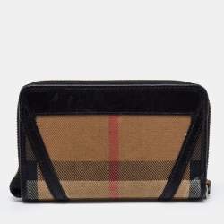 Pre Owned Burberry Black/Beige House Check Canvas and Leather Zip Around Wallet