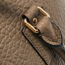 مملوكة مسبقًا حقيبة ساتشل بربري اورشارد جلد بنفسجي صغيرة 