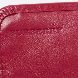 مملوكة مسبقًا Burberry Fuchsia/Beige Haymarket Check Coated Canvas and Leather Flap Continental Wallet