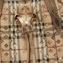 مملوكة مسبقًا Burberry Gold/Beige Laser Cut Haymarket Check Coated Canvas and Leather Drawstring Shoulder Bag