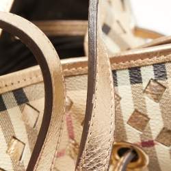 مملوكة مسبقًا Burberry Gold/Beige Laser Cut Haymarket Check Coated Canvas and Leather Drawstring Shoulder Bag