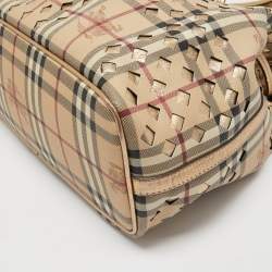 مملوكة مسبقًا Burberry Gold/Beige Laser Cut Haymarket Check Coated Canvas and Leather Drawstring Shoulder Bag