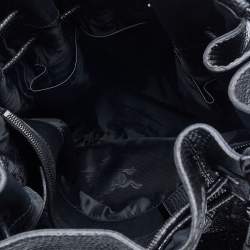 مملوكة مسبقًا Burberry Black Lizard Embossed Leather Patchwork Drawstring Bag