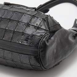 مملوكة مسبقًا Burberry Black Lizard Embossed Leather Patchwork Drawstring Bag