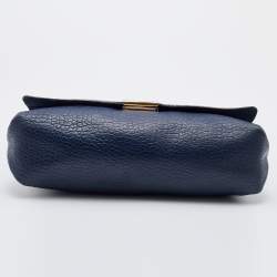 مملوكة مسبقًا Burberry Navy Blue Leather Large Mildenhall Flap Shoulder Bag