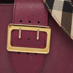 Pre Owned Burberry Burgundy Grained Leather Small Buckle Tote