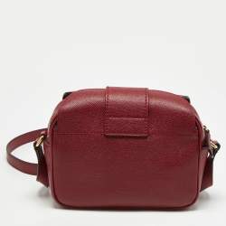 Pre Owned Burberry Red Leather Small Medley Buckle Crossbody Bag