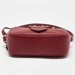 Pre Owned Burberry Red Leather Small Medley Buckle Crossbody Bag