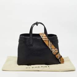 Pre Owned Burberry Black Leather Medium Banner Tote