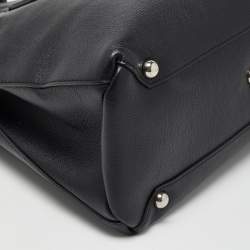 Pre Owned Burberry Black Leather Medium Banner Tote