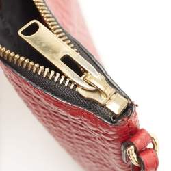 Pre Owned Burberry Red Grained Leather Chichester Crossbody Bag