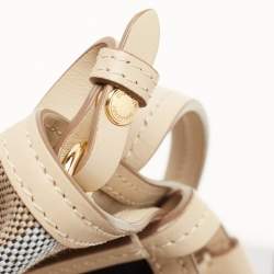 مملوكة مسبقًا حقيبة يد توتس بربري بيتش كانفاس كاروهات فينتدج أخضر متوسطة