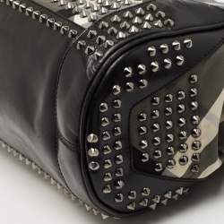 مملوكة مسبقًا Burberry Black Nova Check Nylon and Leather Studded Satchel