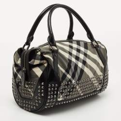 مملوكة مسبقًا Burberry Black Nova Check Nylon and Leather Studded Satchel