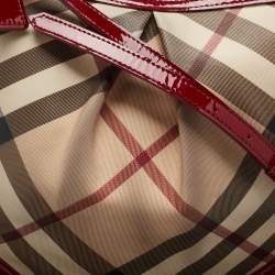 Pre Owned Burberry Beige/Maroon Nova Check Coated Canvas and Patent Leather Dryden Crossbody Bag