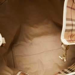 Pre Owned Burberry Beige/White Haymarket Check Coated Canvas and Patent Leather Small Canterbury Tote