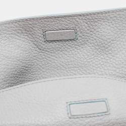 Pre Owned Burberry Light Blue Leather Leah Crossbody Bag