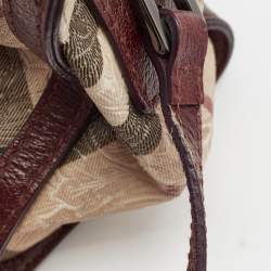 مملوكة مسبقًا Burberry Dark Red/Beige Nova Check Floral Embossed PVC and Leather Satchel