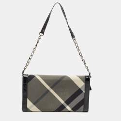 مملوكة مسبقًا Burberry Black Beat Check Nylon and Patent Leather Flap Wallet on Chain