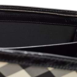 مملوكة مسبقًا Burberry Black Beat Check Nylon and Patent Leather Flap Wallet on Chain