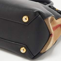 Pre Owned حقيبة يد توتس بربري بانير قماش كاروهات هاوس وجلد أسود/ بيج صغيرة