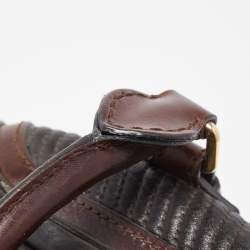 مملوكة مسبقًا Burberry Dark Brown Pleated Leather Satchel